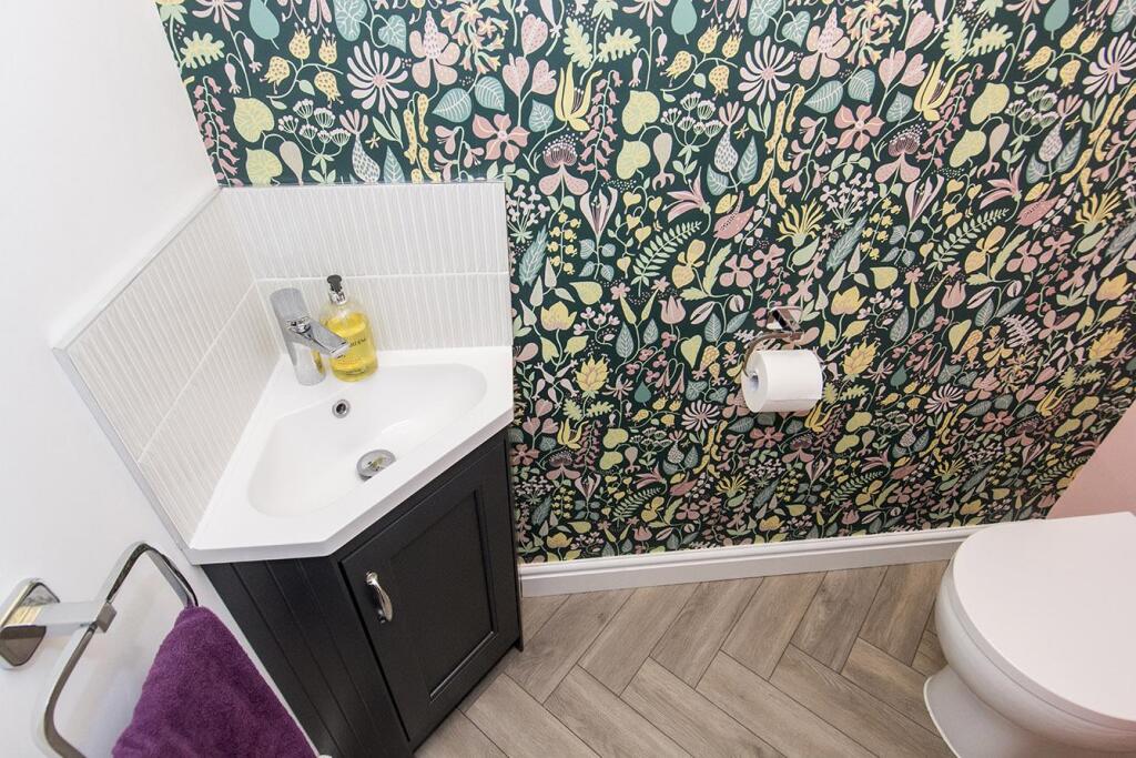 Ground Floor WC