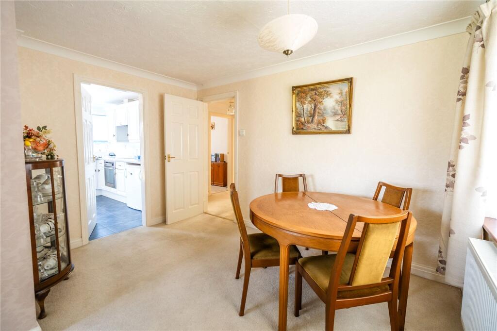 Living/Diner Room