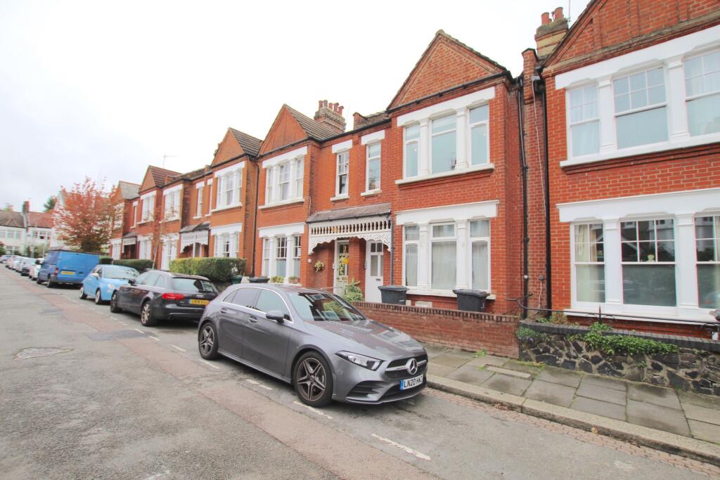 Flat ,  Ingram Road, London