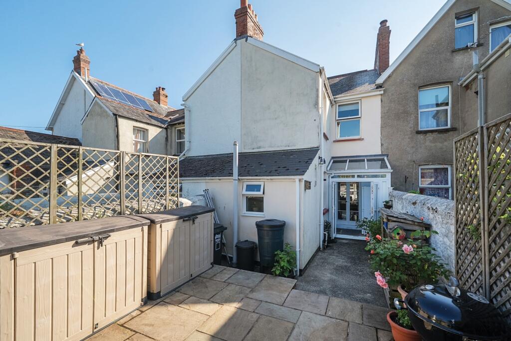 1311446-11-6853d72e4395e