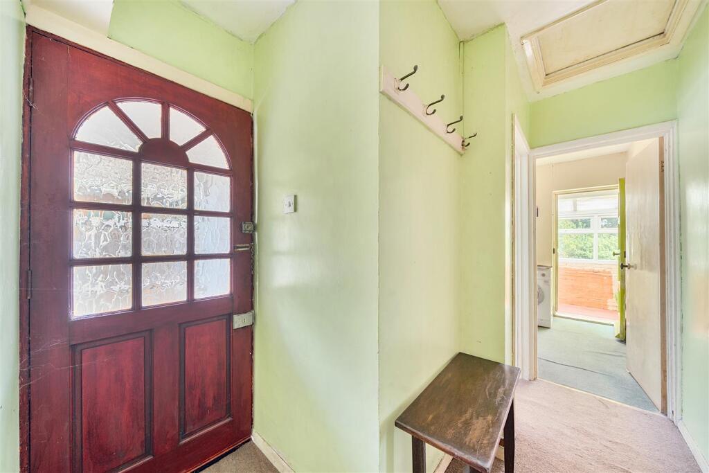 103 McKinnell Crescent (9).jpg