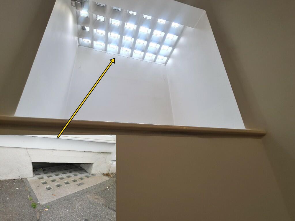 Sky Light to Lounge
