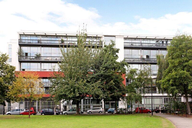 Exterior (Park)