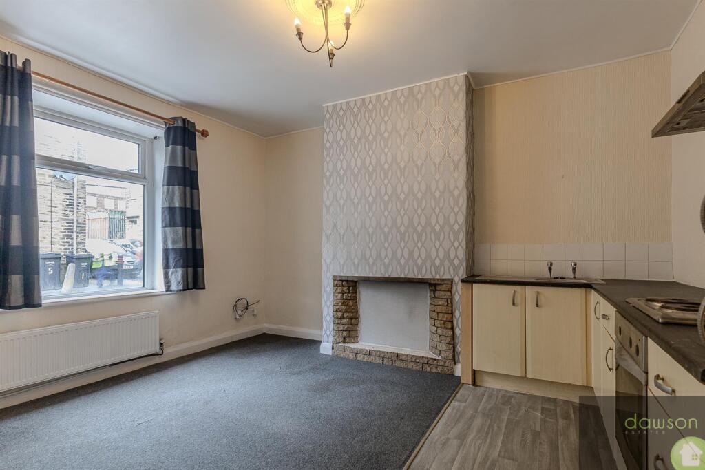 Lounge/Kitchen