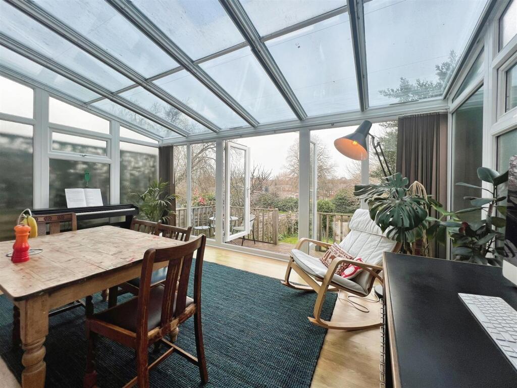 6b7617ce-din 201.jpg