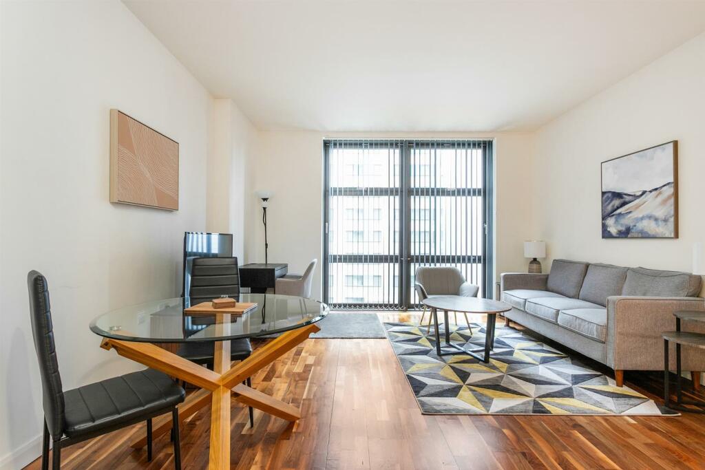 1803202414_REL_64 Discovery Dock Apartments West 2