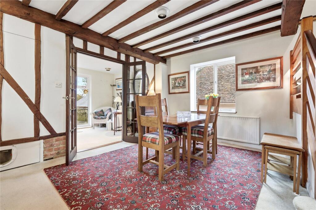 Sitting/Dining Room