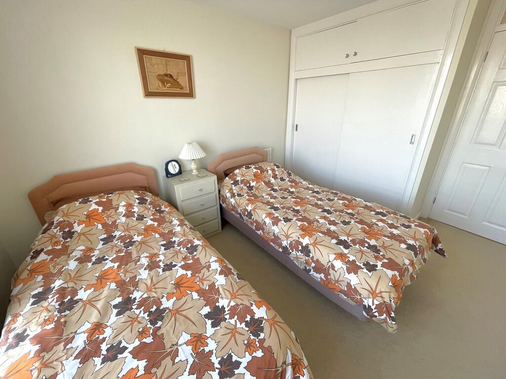 74 Jelicoe Court ...