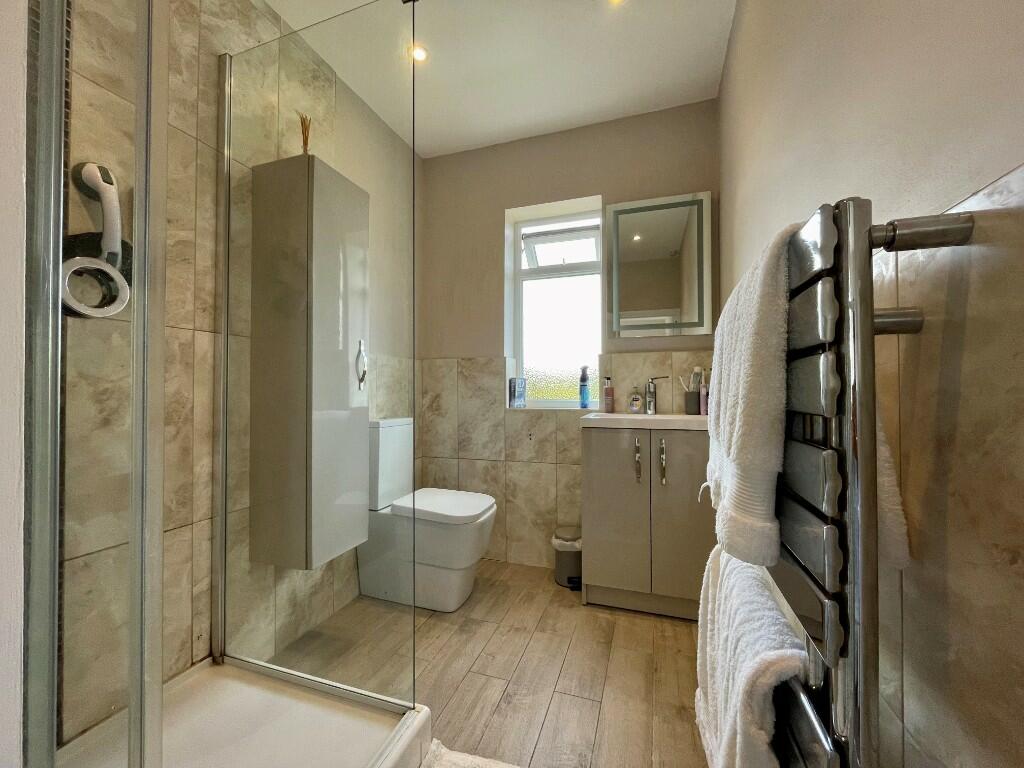 Family Shower Room