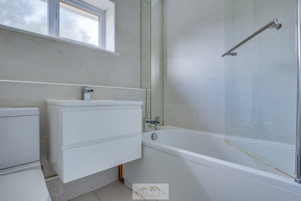 Bathroom 1.1