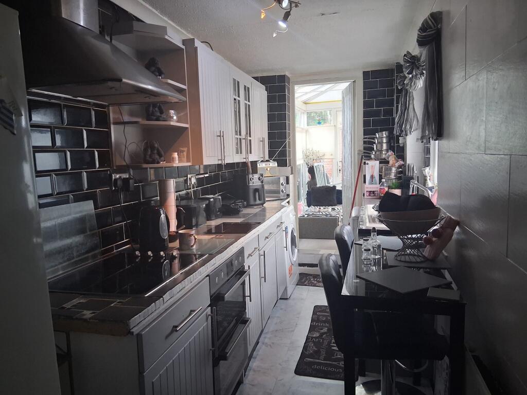 756ebe38-b312-4689-8439-a78e39ec6262