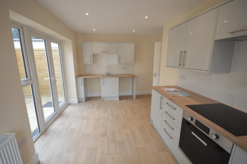 DSC_0012 (Medium).JPG