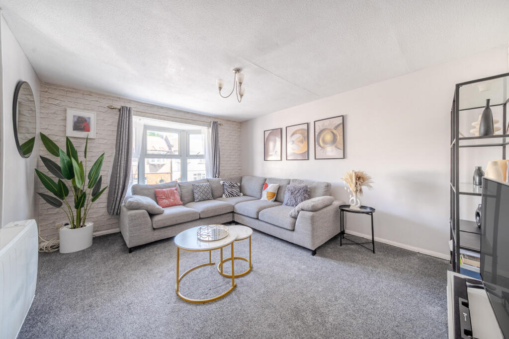 1289422-1-682726c...