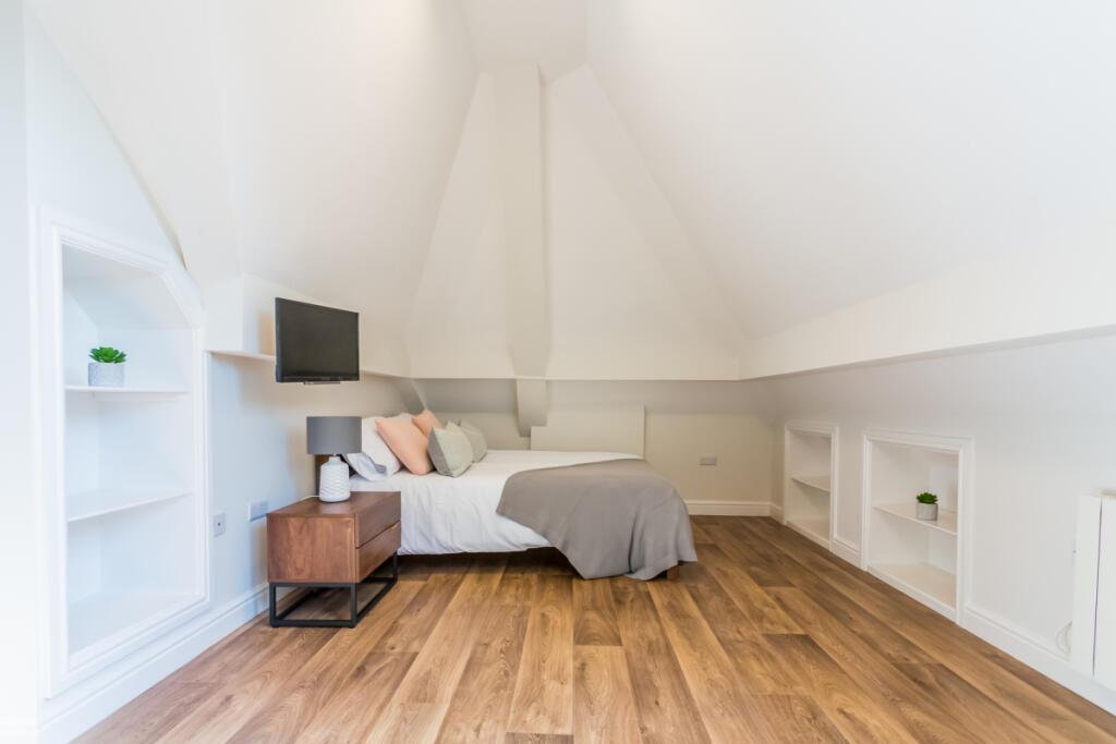 St Hilds Flat 2 bedroom 12