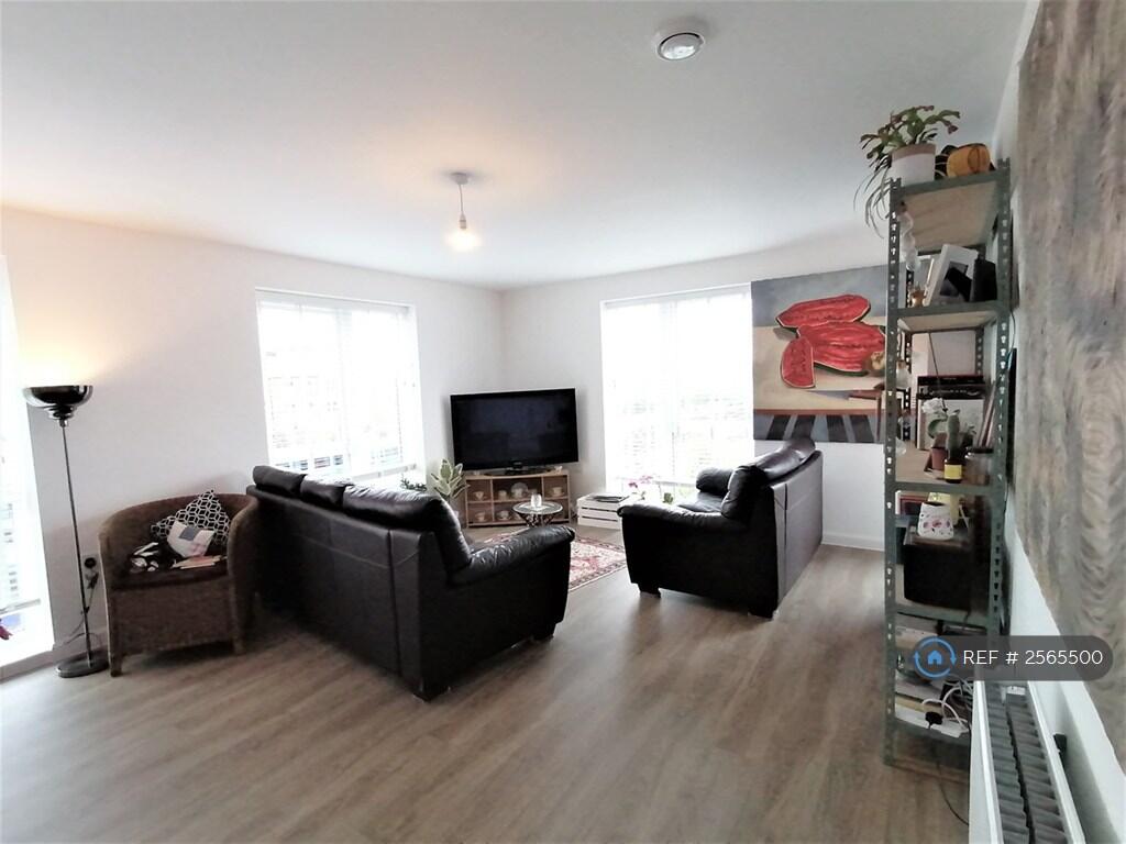 Open_plan_living_(2 Of 3)