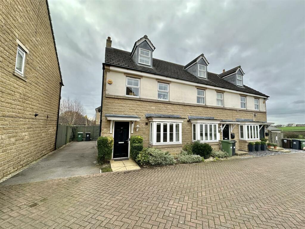 Bramleys Estate Agents - Springfield Court - Liver