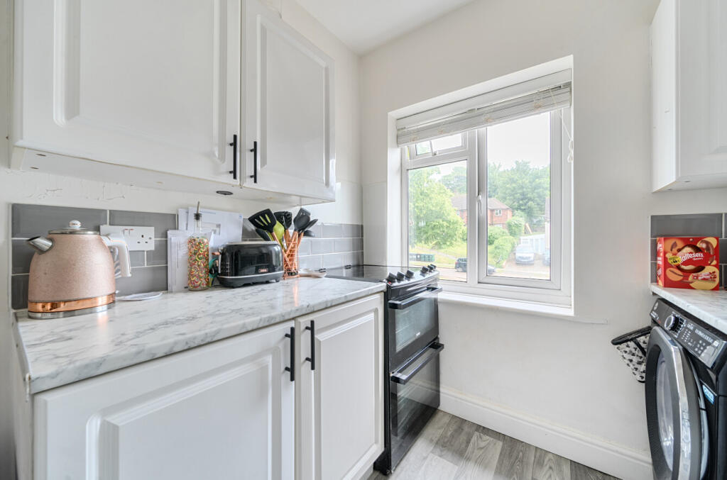 1288701-13-682deb...