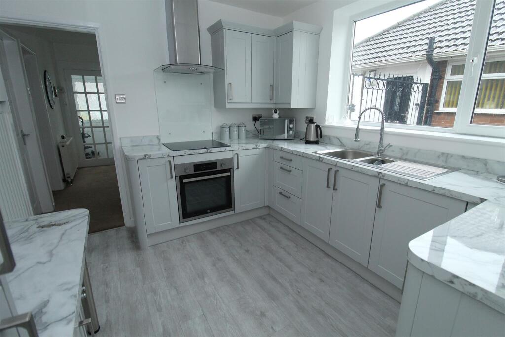 New Fitted Kitchen (2024)