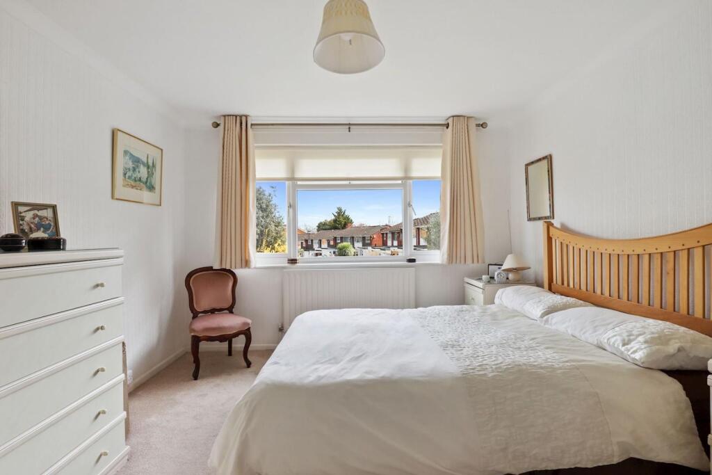 11-2139JHPropWorld - 97 Longton Grove - 33 (1)-med