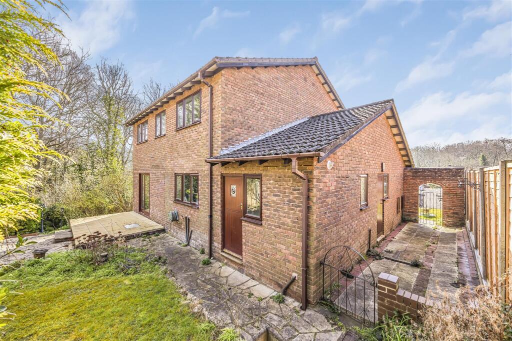 5 Deeping Gate, Waterlooville-PorticoMarketing-Sol