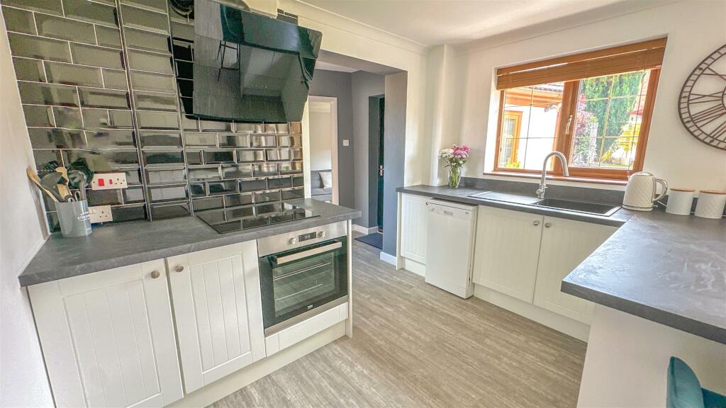 Alderbrook Drive - Image-8.jpg