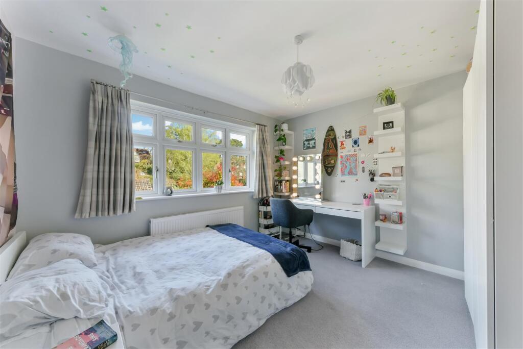 PEPYS ROAD, 144-11.jpg