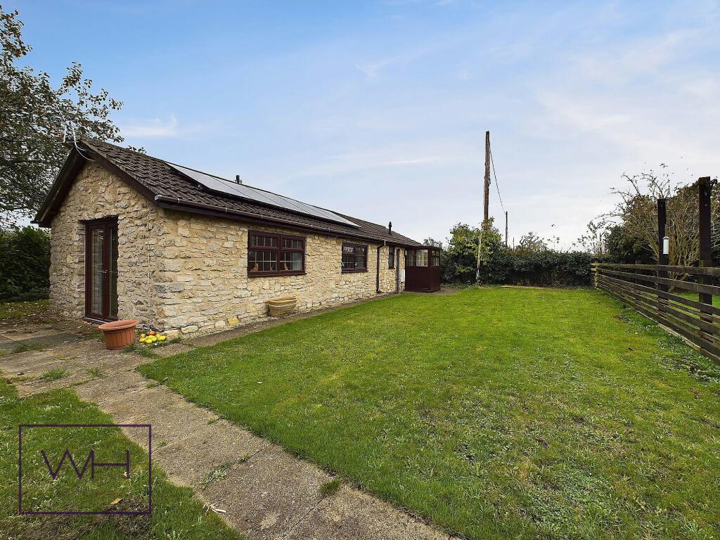 CAM03785G0-PR0166-ST