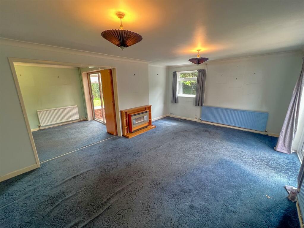 Livign Room A.JPG