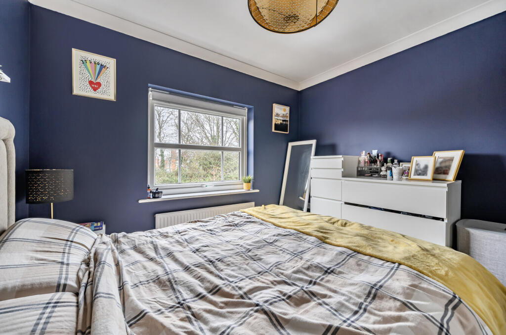 1396515-10-695fdd...