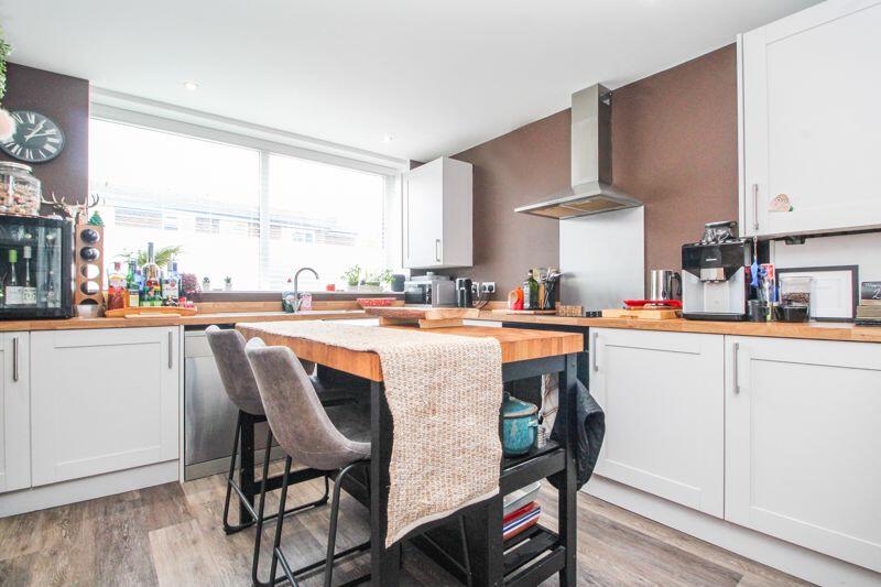 Kitchen/Diner/Family