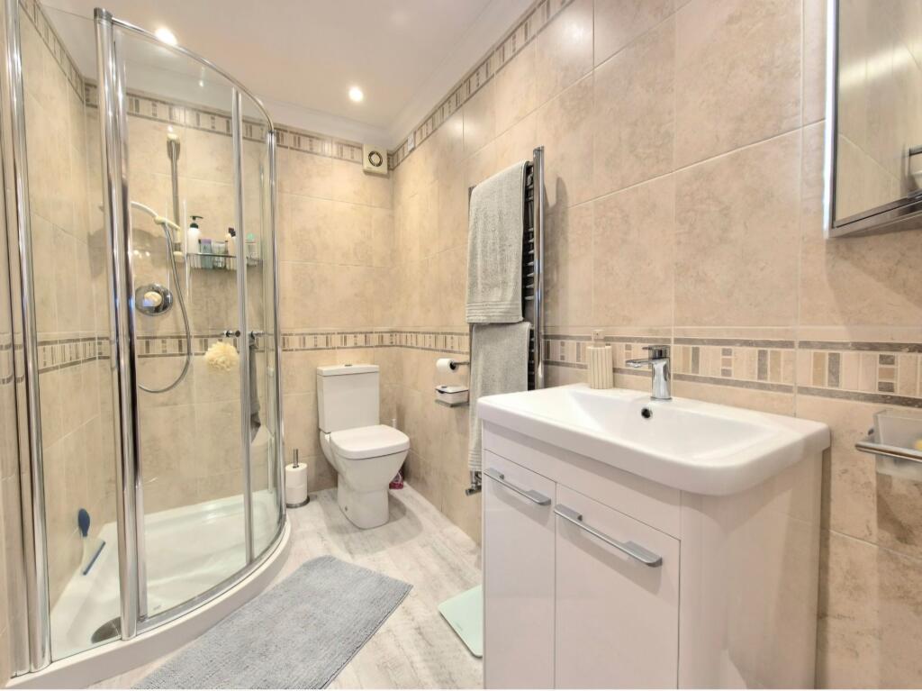 En-suite Shower room