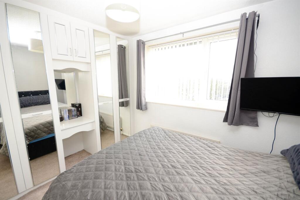 Rear Bedroom