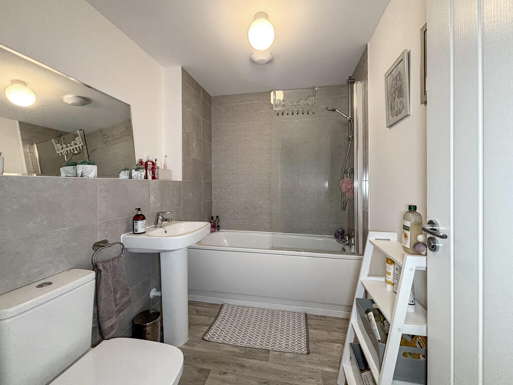 Family bathroom