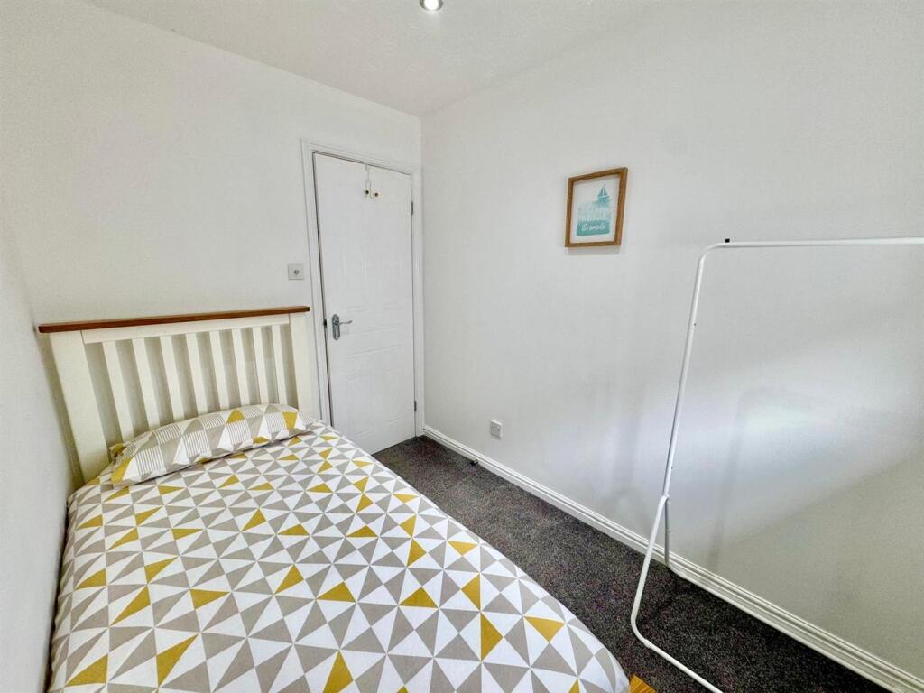 PHOTO-2025-09-17-12-43-22 (10).jpg