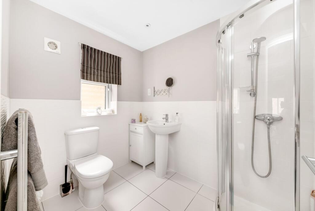 EN-SUITE SHOWER ROOM TO BEDROOM ONE