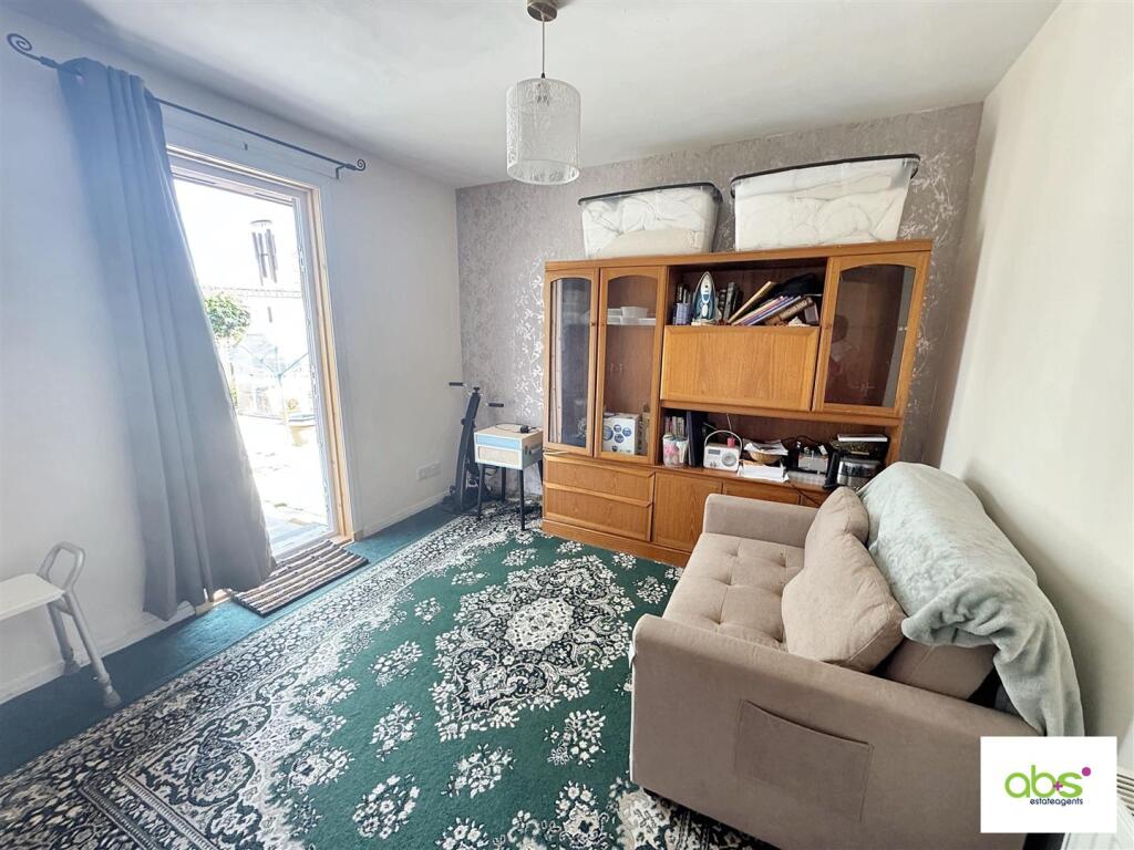 Bedroom 3/Snug