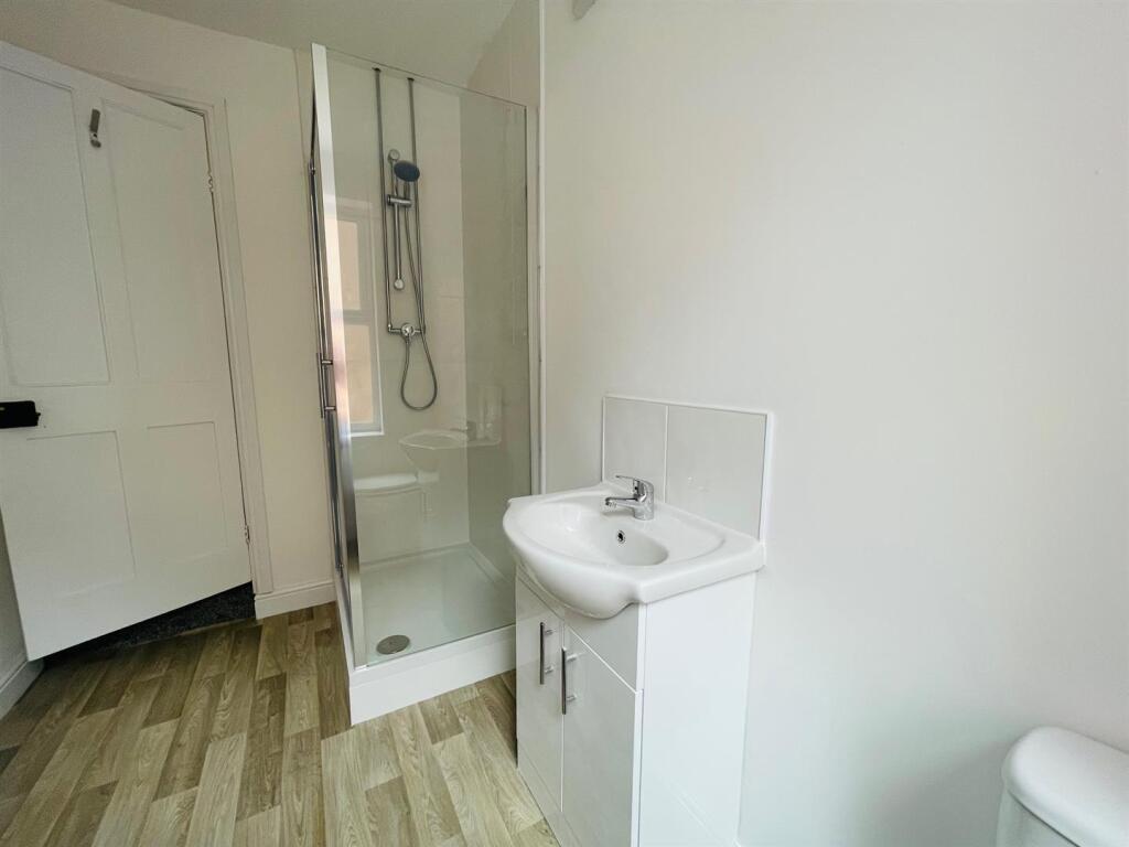 Shower Room/WC