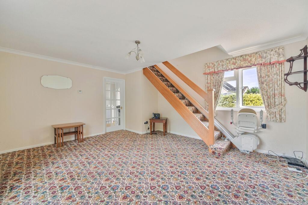 1334764-11-6895eaf1a46b3