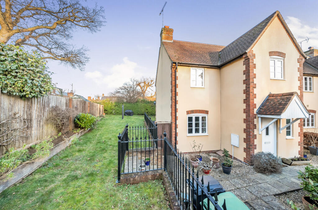 Garden/Front
