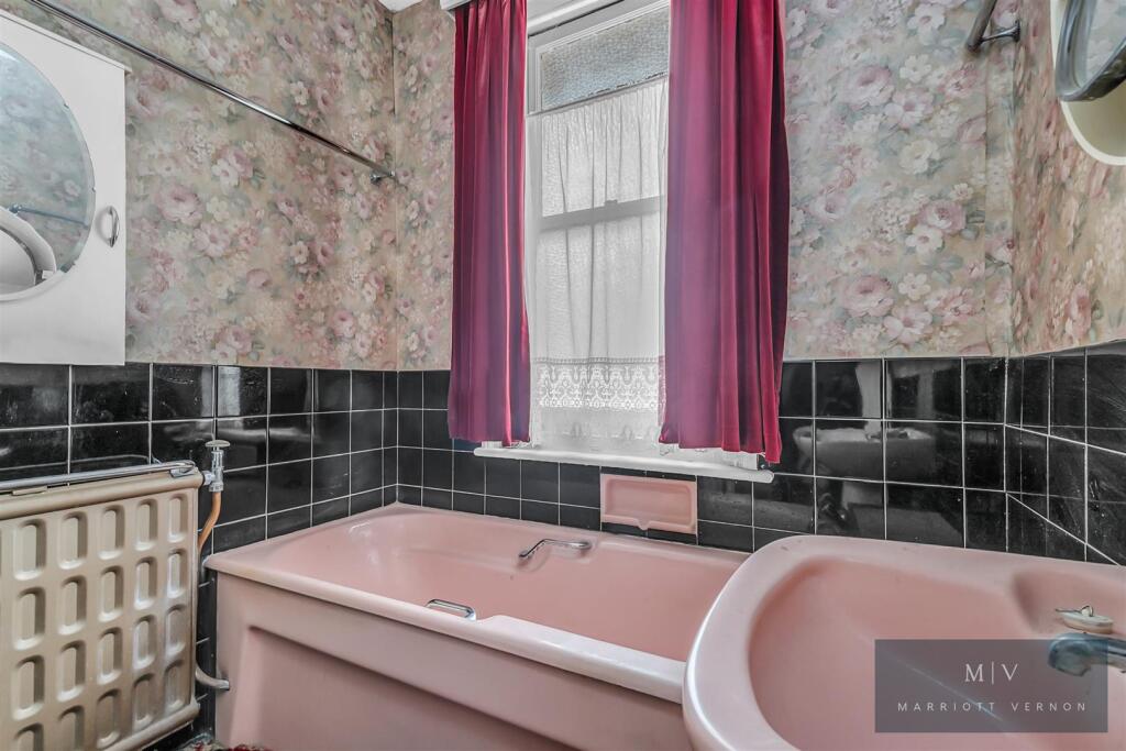 Warrington Road 13 MV-8.jpg