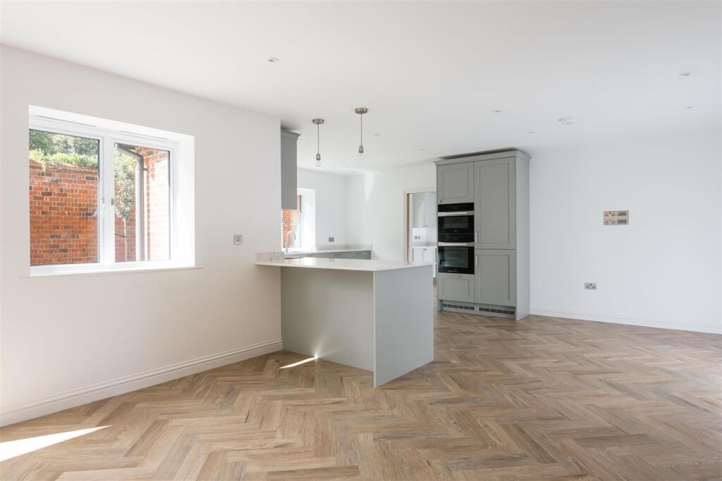 Gosmore Ley Close-69.jpg