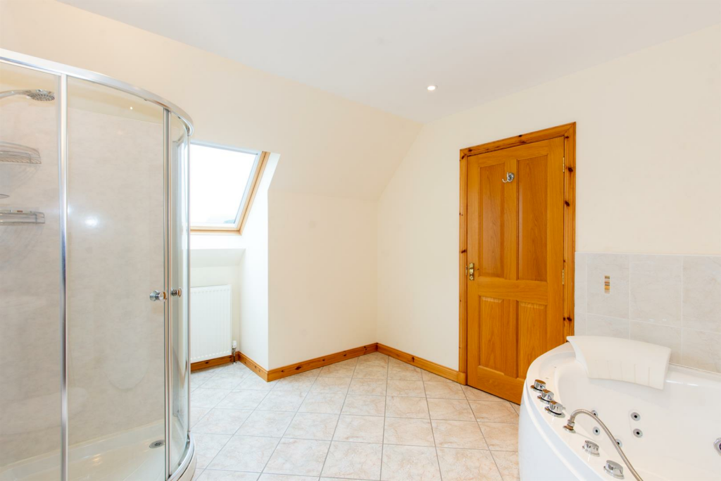 PRINCIPAL EN-SUITE