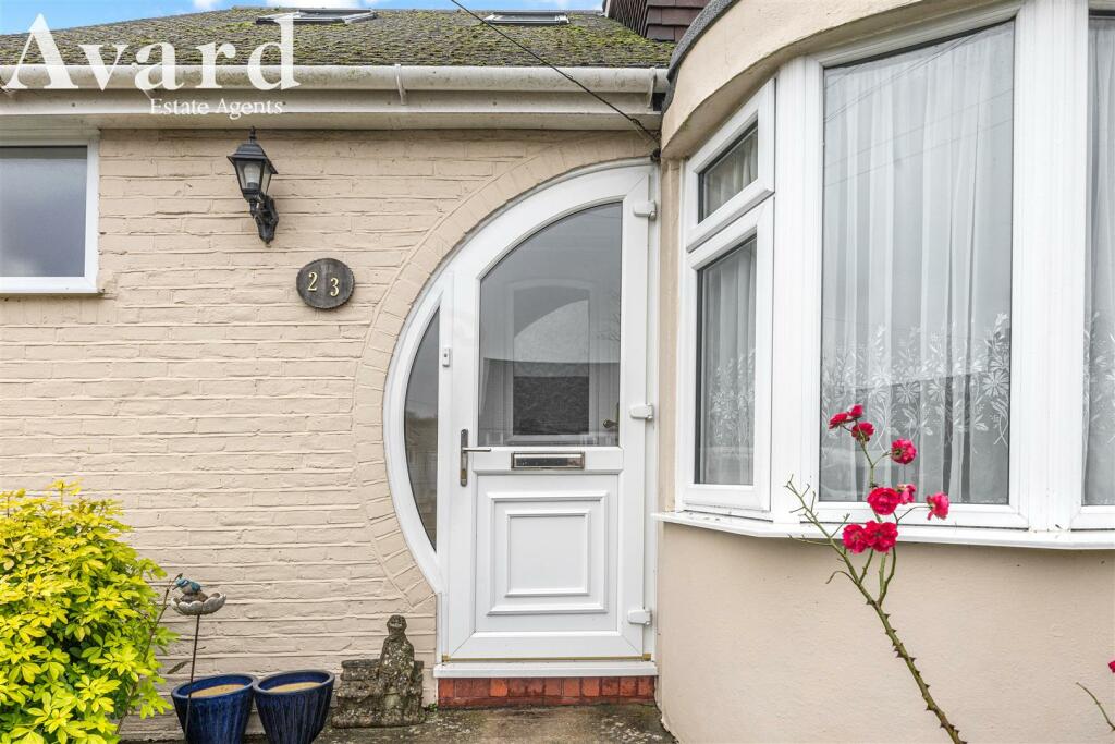 Glenfalls Avenue, 23-022.jpg