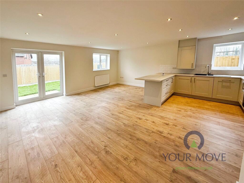 Kitchen/Dining/Famil