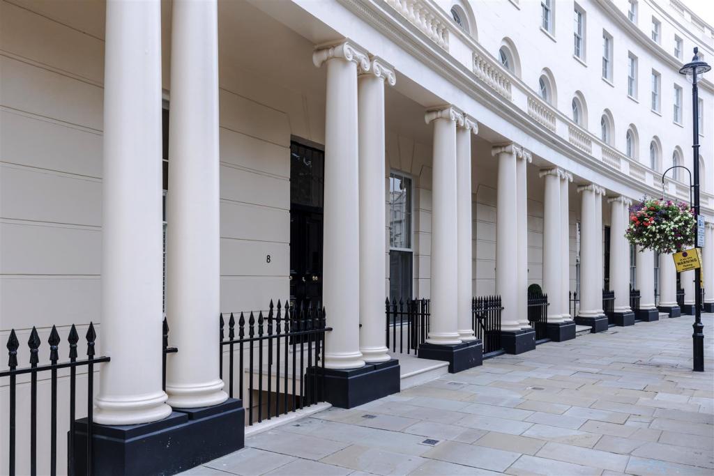 Exterior-2.jpg