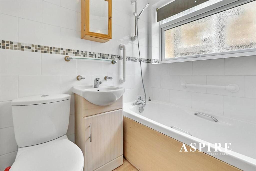 Aspire Estate Agents5.jpg