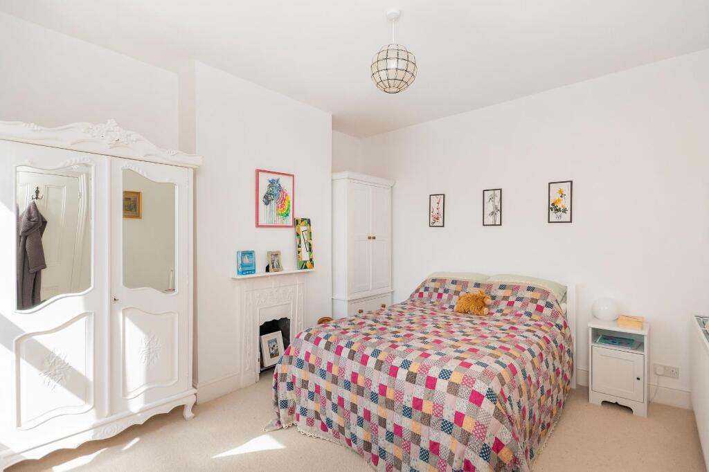 1B9RKE - Bedroom E.jpg