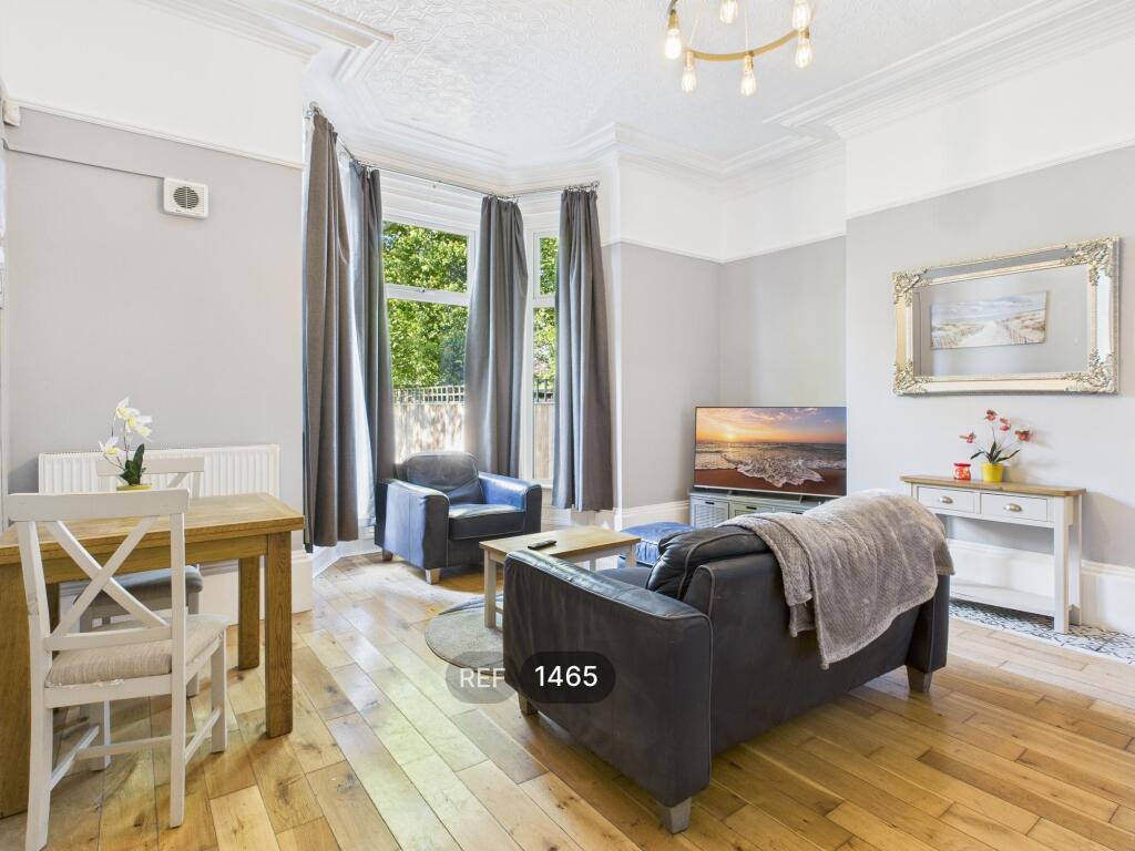 Kitchen / Living area