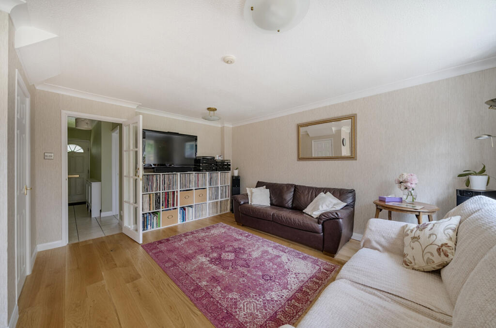 1306169-4-684c049...