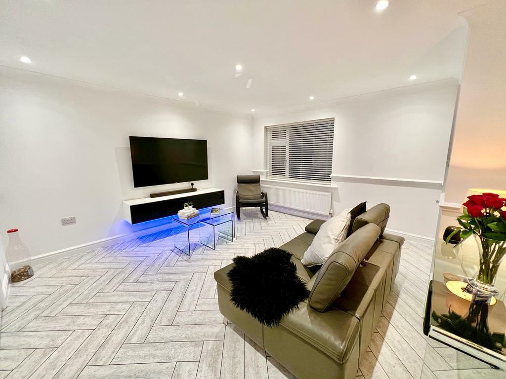 PHOTO-2023-11-30-13-37-18 (16).jpg